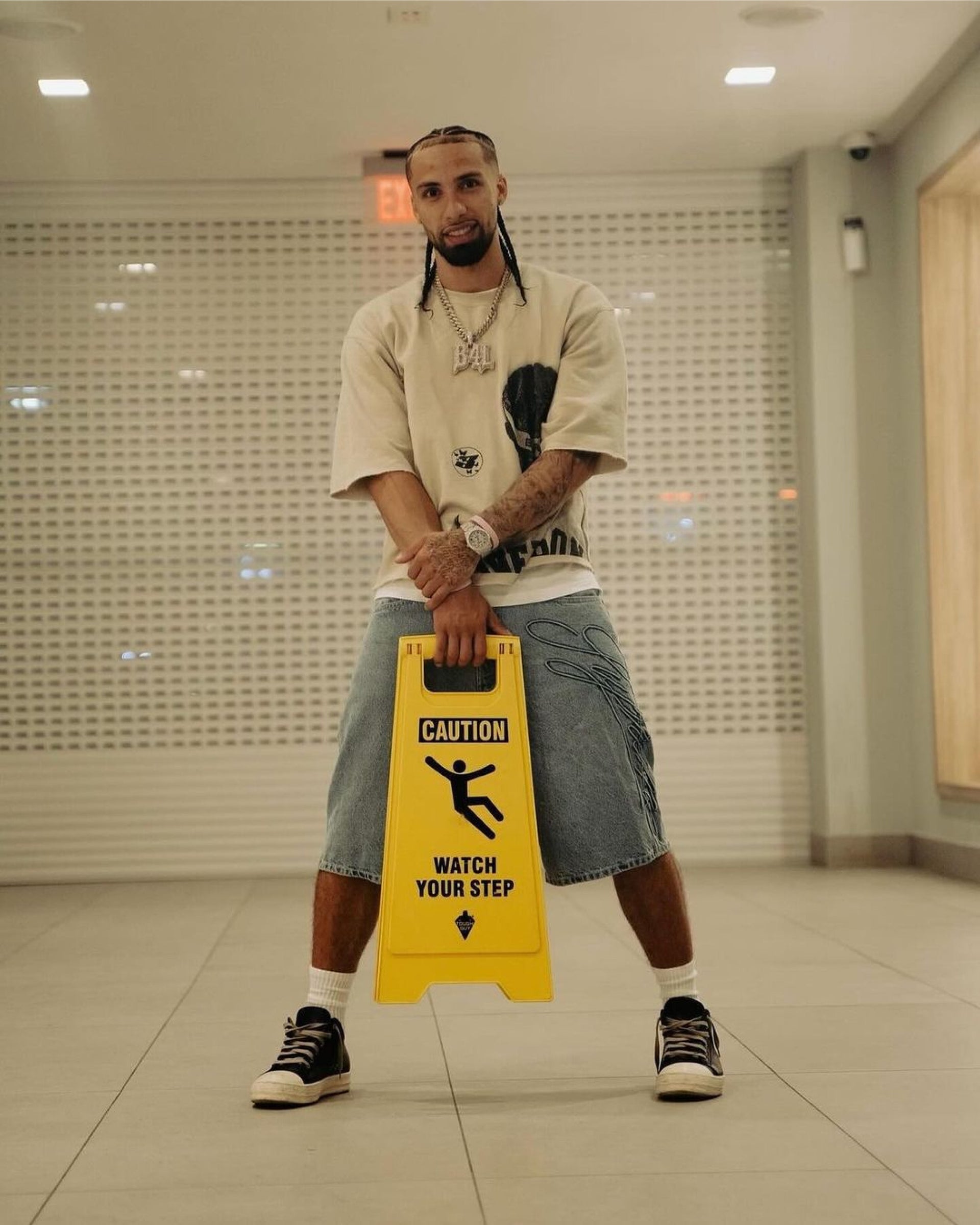 BLACKBUTTERFLY IVERSON TEE